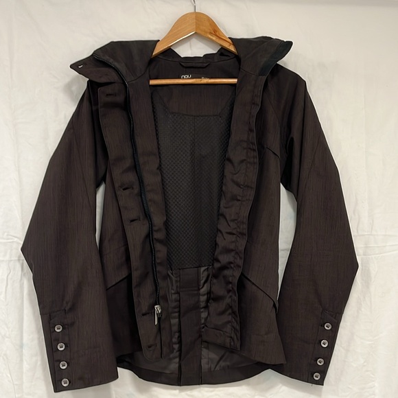 Nau Women's Hooded Rain jacket, XS - Picture 7 of 8